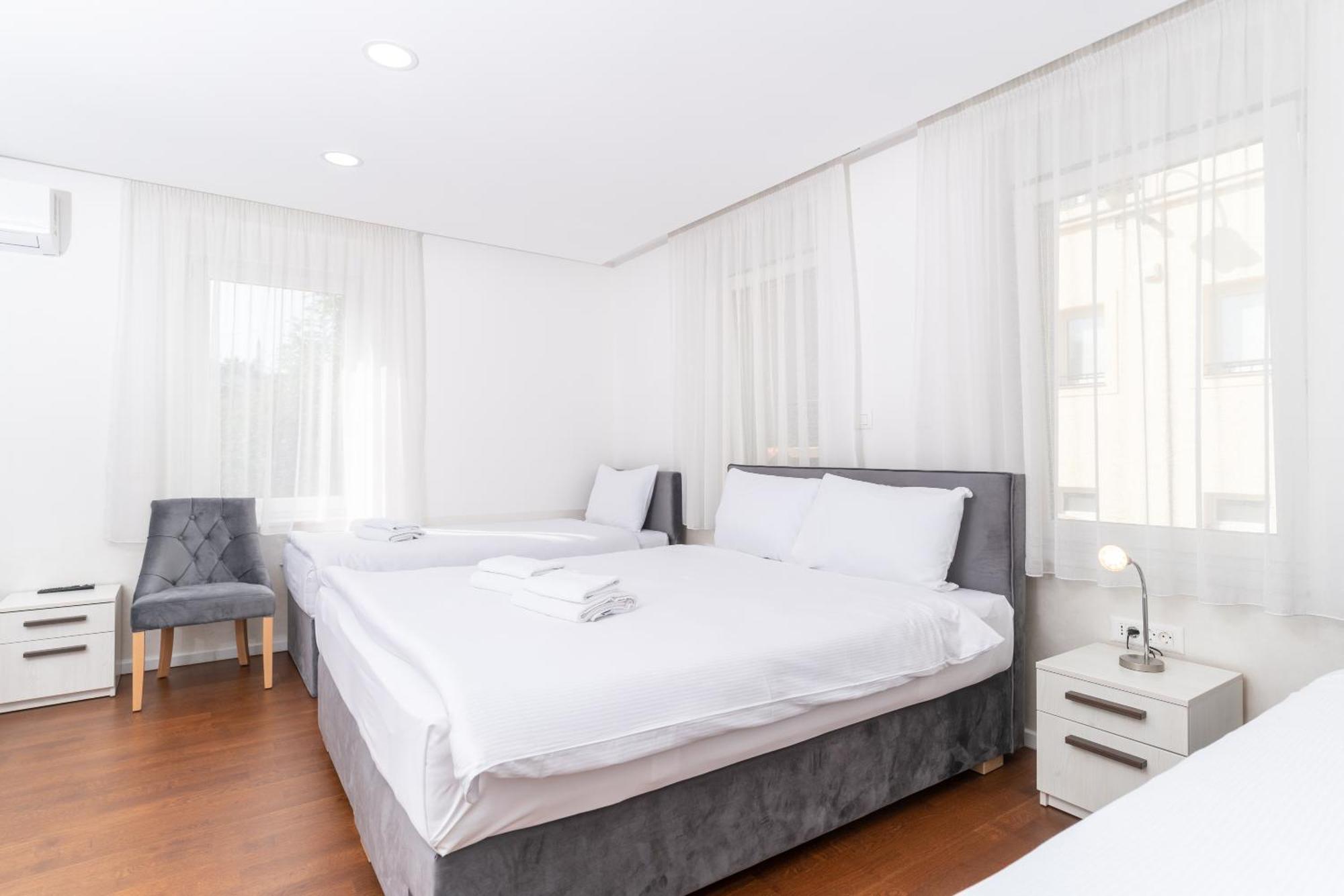 Ornament Hotel And Apartments 사라예보 외부 사진